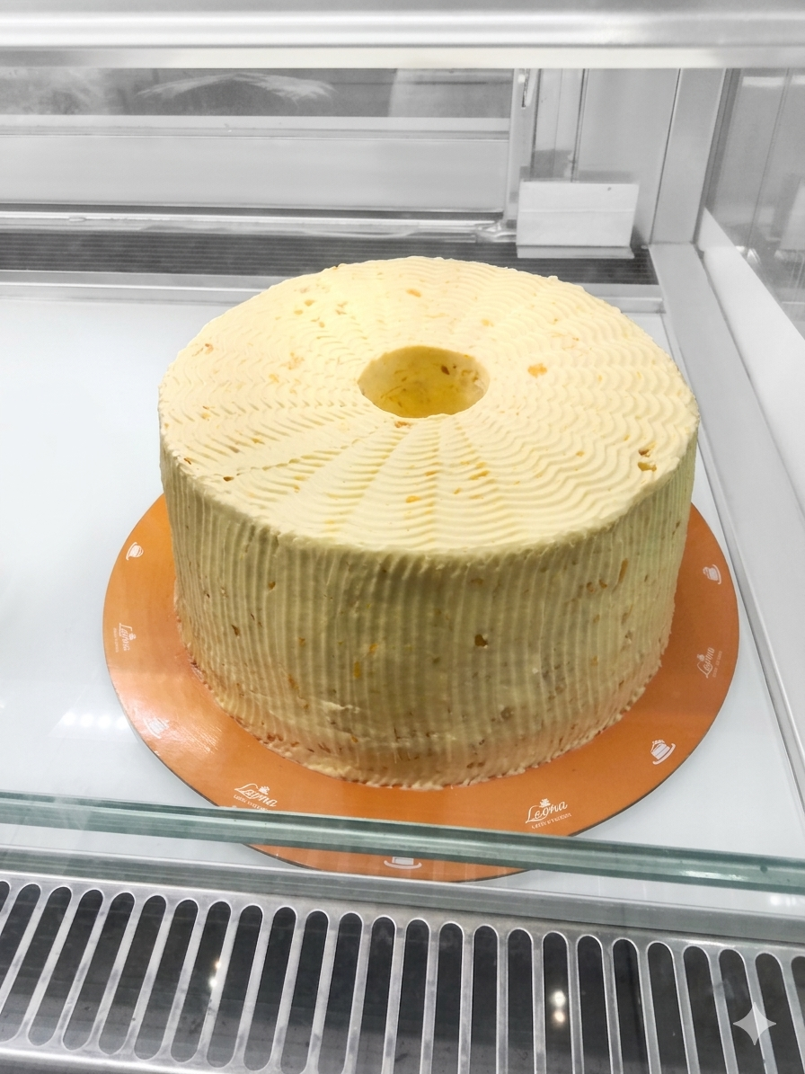 Leona’s Mango Cake